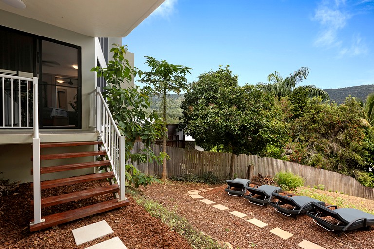Designer Rentals (Australia, Jubilee Pocket, Queensland)