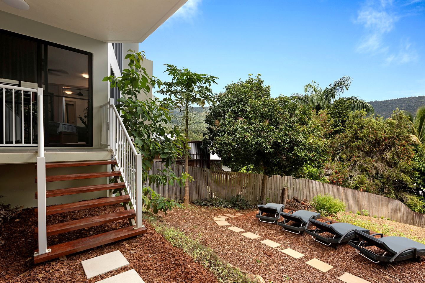 Chic Romantic Rental Perfect for a Secluded Couples Retreat in Queensland