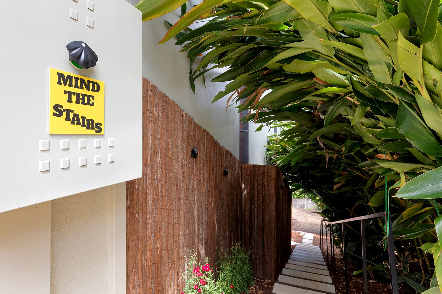 Chic Romantic Rental Perfect for a Secluded Couples Retreat in Queensland