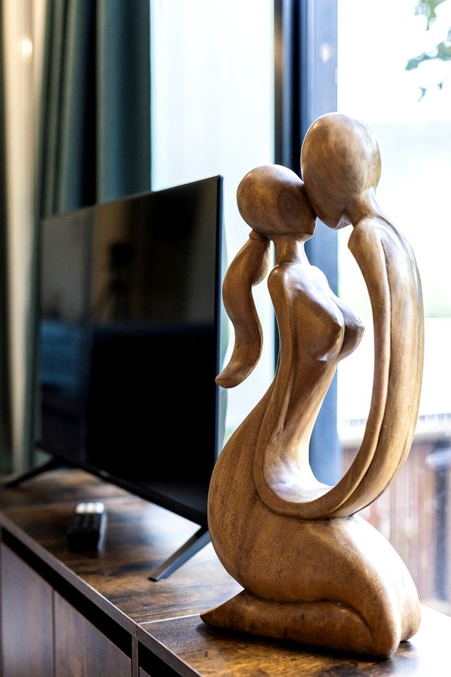 Chic Romantic Rental Perfect for a Secluded Couples Retreat in Queensland