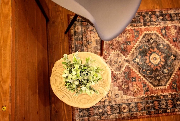 Caravans (United States of America, Benton, Tennessee)