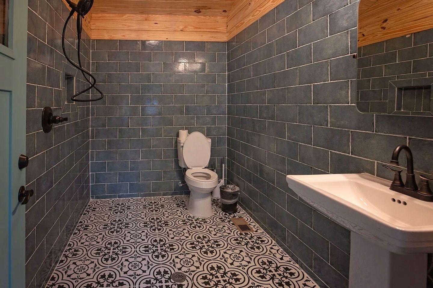 Beautiful Glamping Wagon Great for Outdoor Adventures in Tennessee