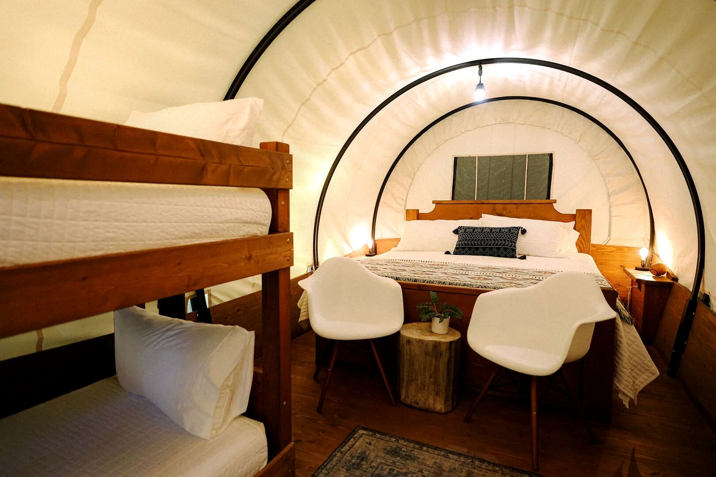 Delightful Wagon with Incredible Hiking Trails and Activities in Tennessee