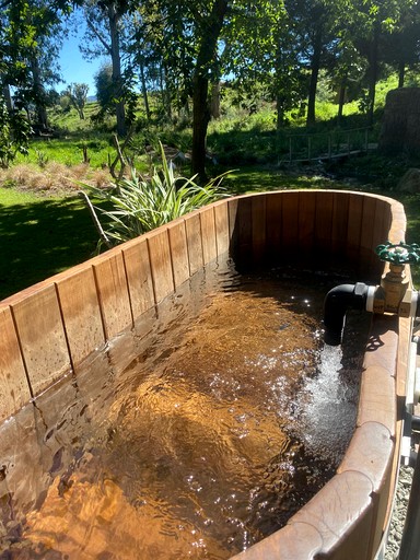Airstreams (New Zealand, Geraldine Downs, Canterbury)