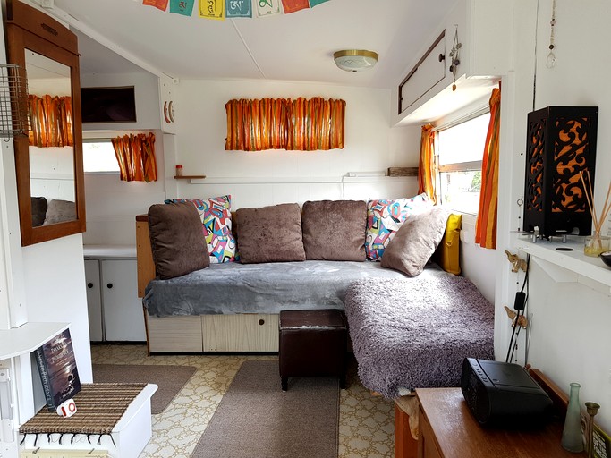 Tiny Houses (Australia, Falmouth, Tasmania)