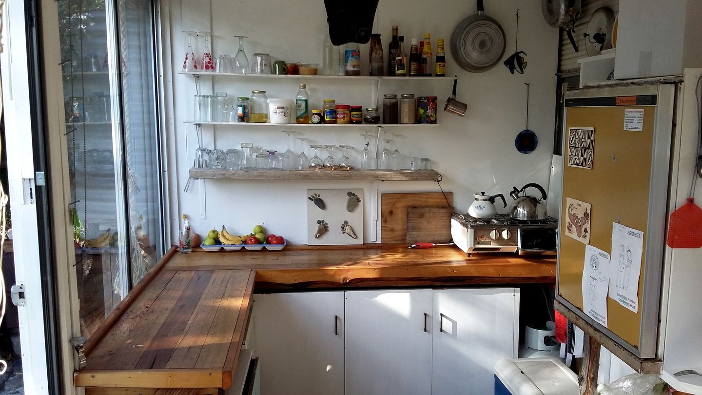 Tiny House Close to Lagoons with Outdoor Bath in Falmouth on the Coast of Tasmania, Australia