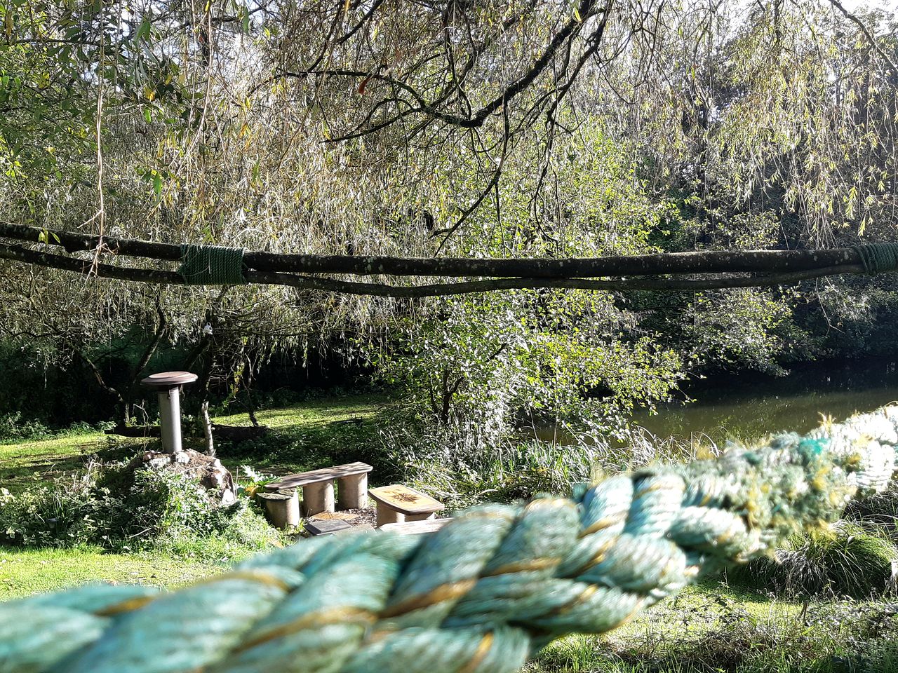 Pet-Friendly Cabin with Internal Grill Fire Near Private Lake in France