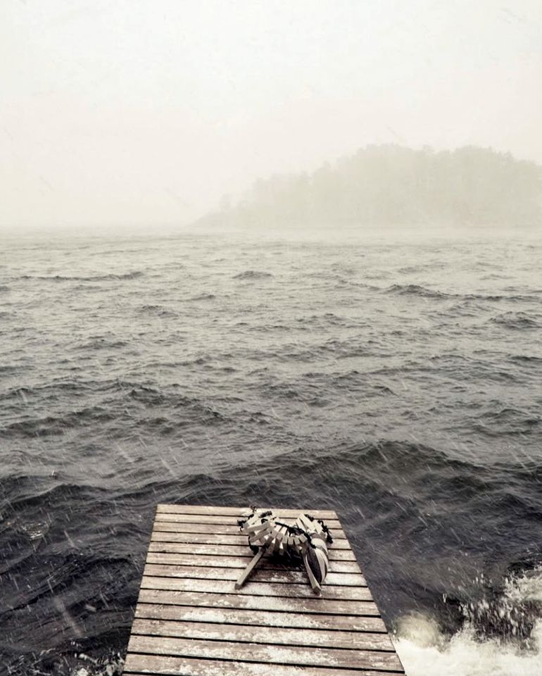 Remote Tiny House with Outdoor Hot-Tub and Breathtaking Views in Sweden