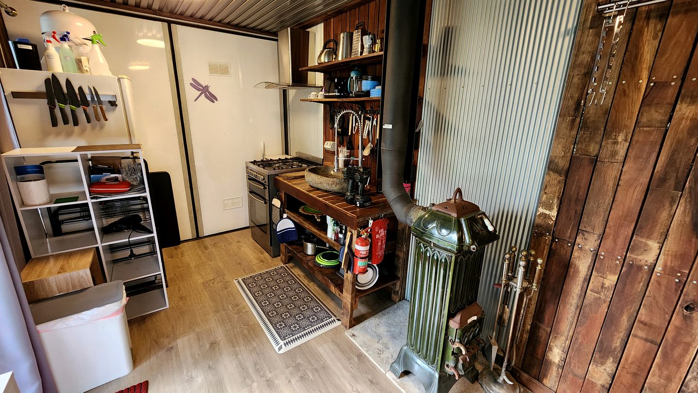 Off-Grid Equipped Container with Outdoor Pool and Amazing Views in Queensland
