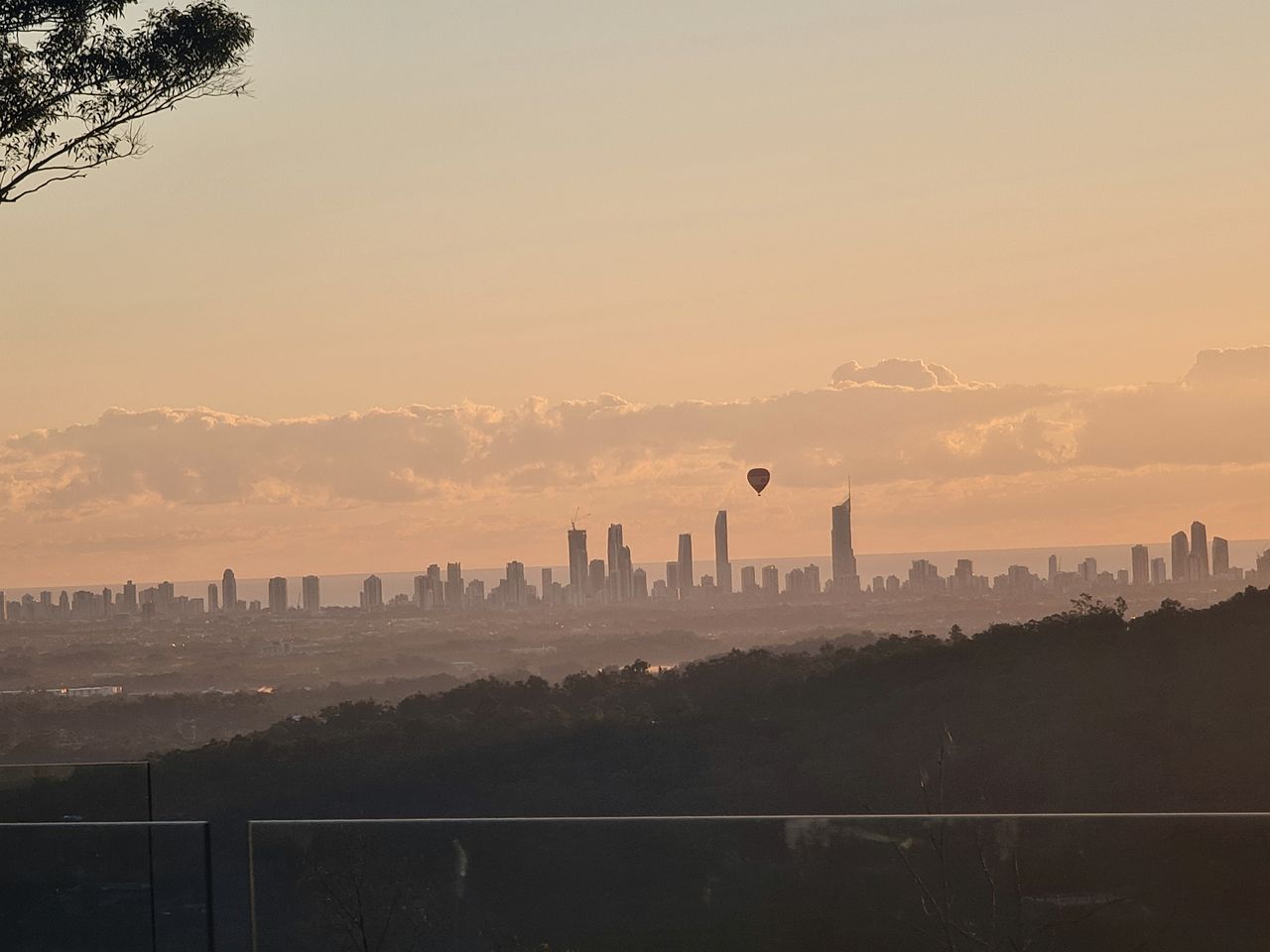 Off-Grid Equipped Container with Outdoor Pool and Amazing Views in Queensland