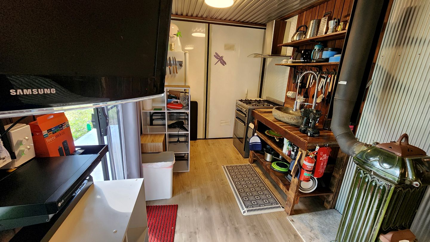 Off-Grid Equipped Container with Outdoor Pool and Amazing Views in Queensland