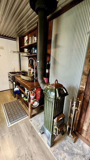Containers (Australia, Gold Coast, Queensland)