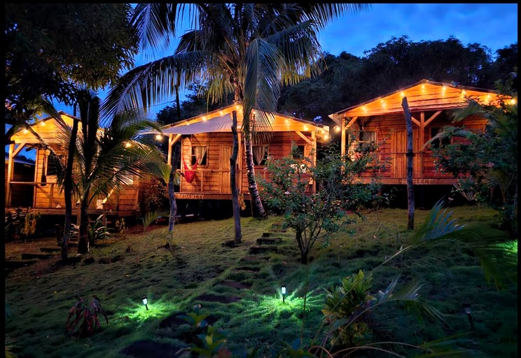 Cabins (Nicaragua, Little Corn Island, South Caribbean Coast Autonomous Region)