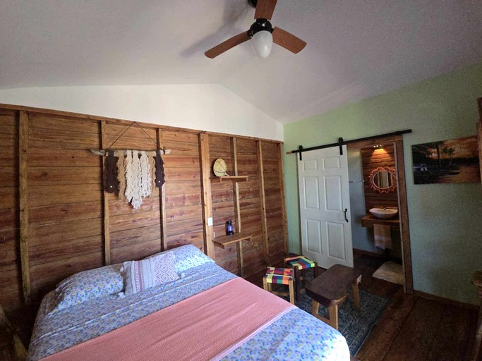 Cabins (Nicaragua, Little Corn Island, South Caribbean Coast Autonomous Region)
