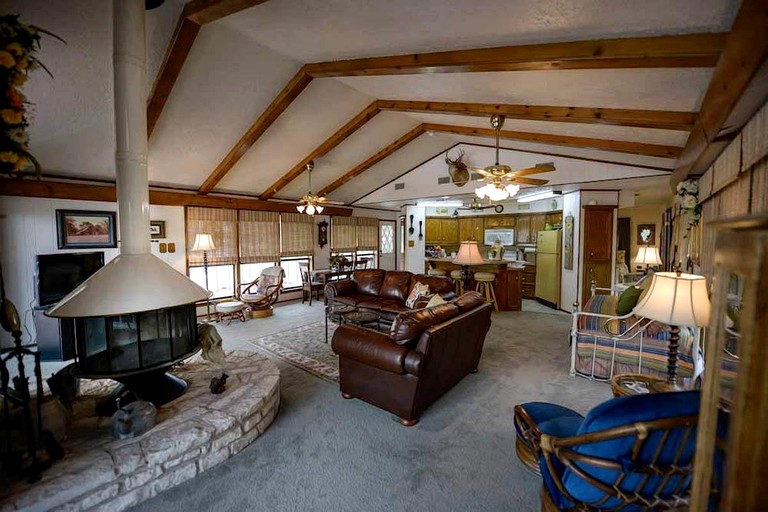 Cabins (United States of America, --, Texas)