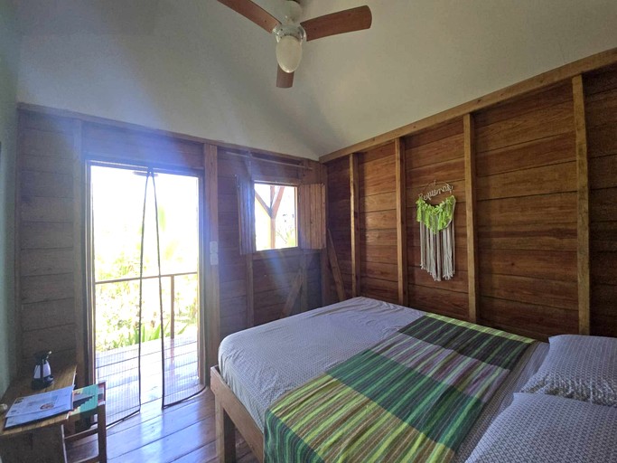 Cabins (Nicaragua, Little Corn Island, South Caribbean Coast Autonomous Region)