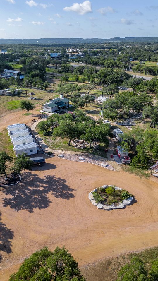 Fabulous Cozy Airstream Perfect for a Small Family Unique Escape in Texas