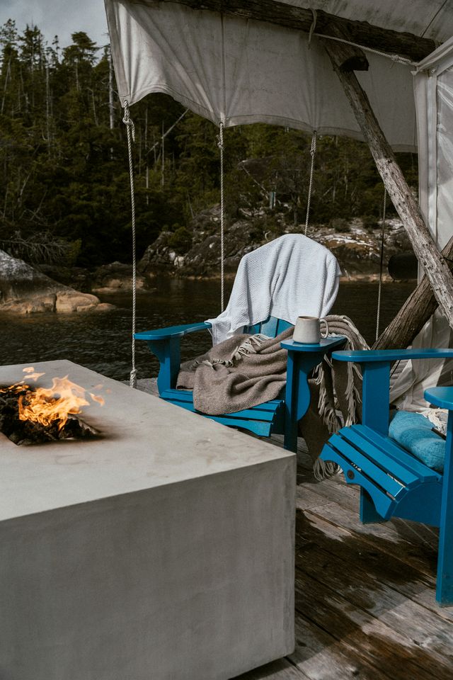 Spectacular Floating Safari Tent Fully Equipped Perfect for a Luxury Getaway in British Columbia