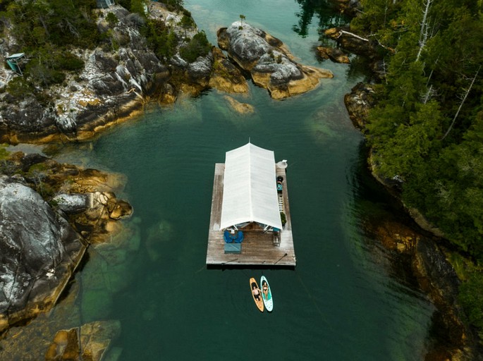 Spectacular Floating Safari Tent Fully Equipped Perfect for a Luxury Getaway in British Columbia