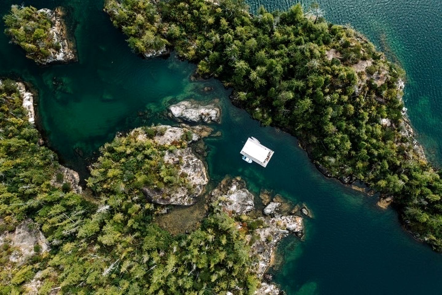 Spectacular Floating Safari Tent Fully Equipped Perfect for a Luxury Getaway in British Columbia