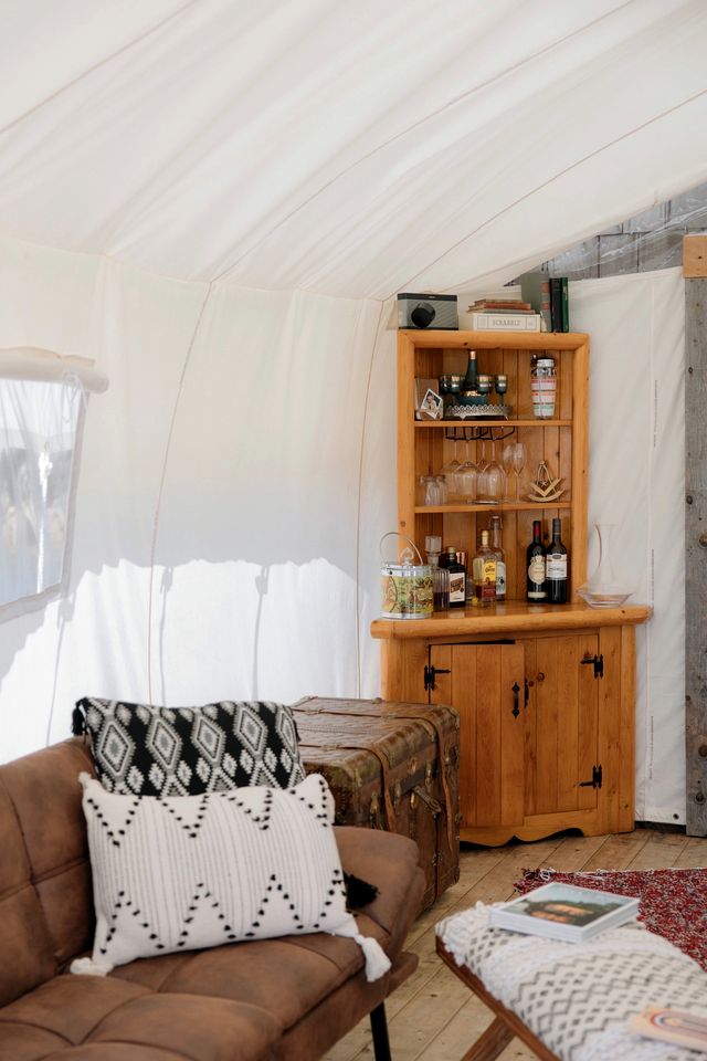 Spectacular Floating Safari Tent Fully Equipped Perfect for a Luxury Getaway in British Columbia