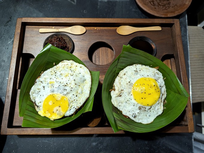 A-Frames (Sri Lanka, --, --)