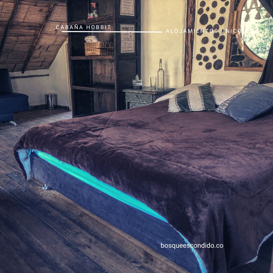 Unique Hobbit Cabin Ideal for a Peaceful Couples Getaway in Colombia