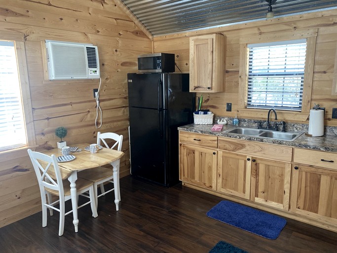 Cabins (United States of America, --, Texas)