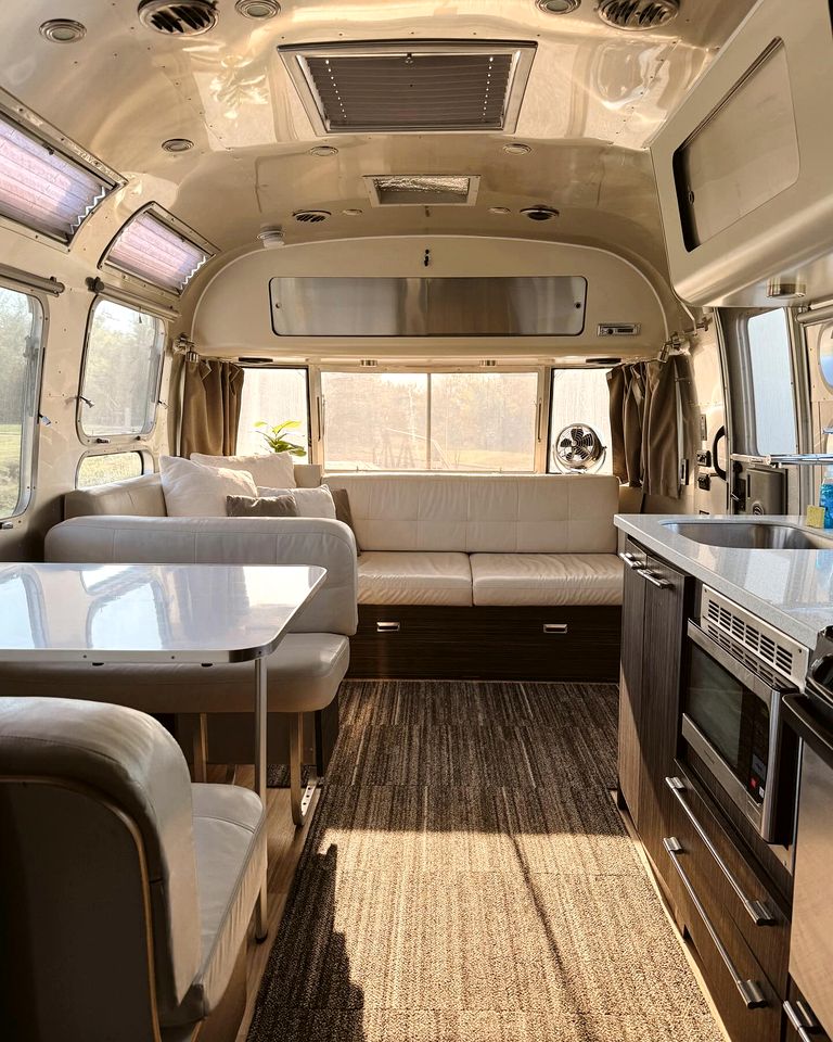 Outstanding Airstream Close to Stunning Hiking Trails in Bristol, Texas