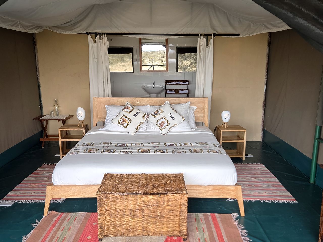 Amazing Safari Tent with Fire Pit in Talek, Narok
