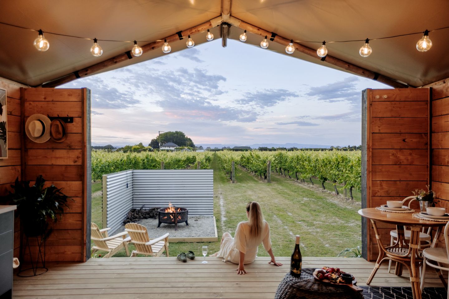 Peaceful Safari Tent on Boutique Vineyard near Hastings, North Island