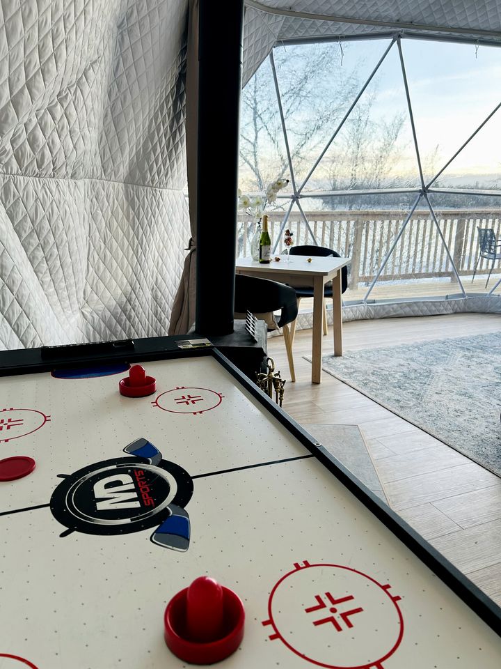 Stunning Dome with Barbecue and Great Vistas in Yarker, Ontario