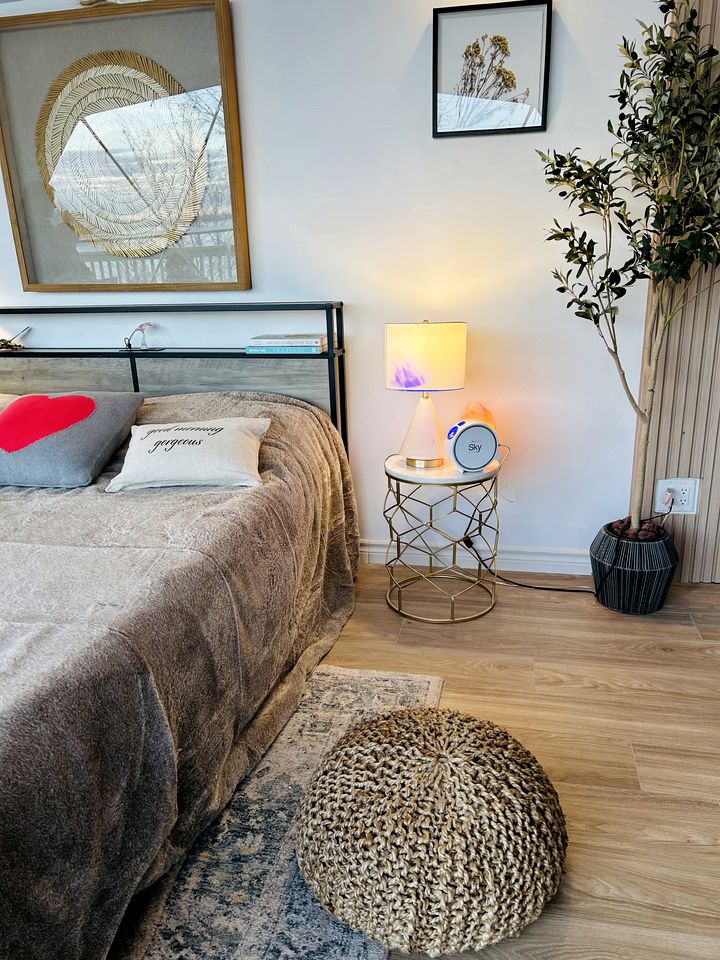 Stunning Dome with Barbecue and Great Vistas in Yarker, Ontario