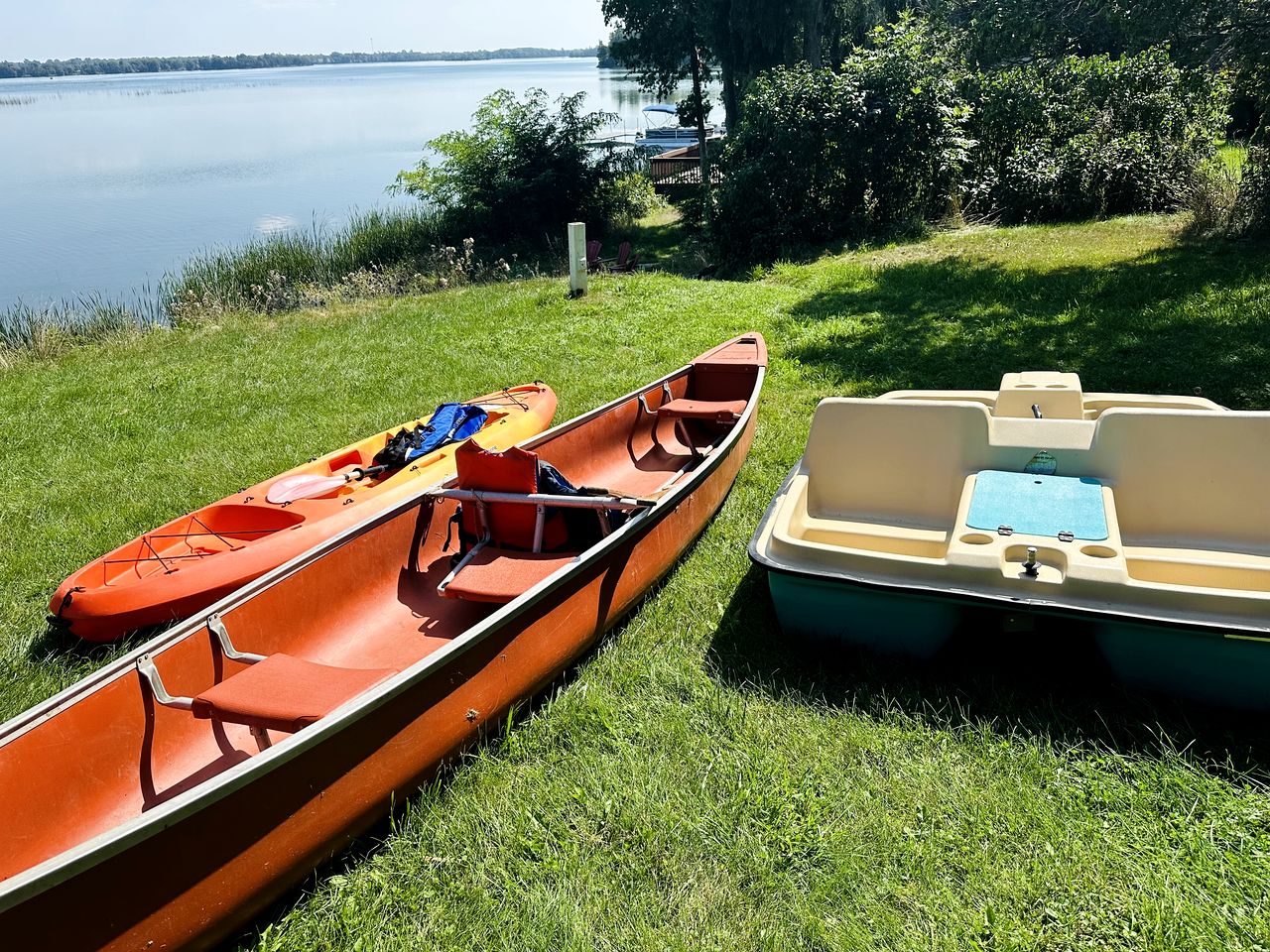 Stunning Dome with Barbecue and Great Vistas in Yarker, Ontario