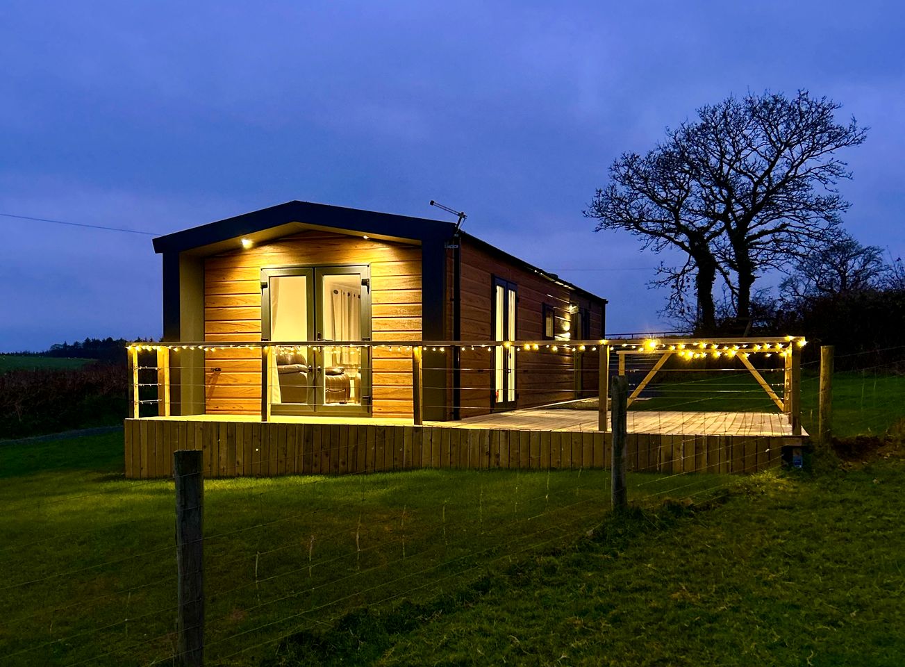 Cosy Secluded Wooden Cabin in Okehampton, England