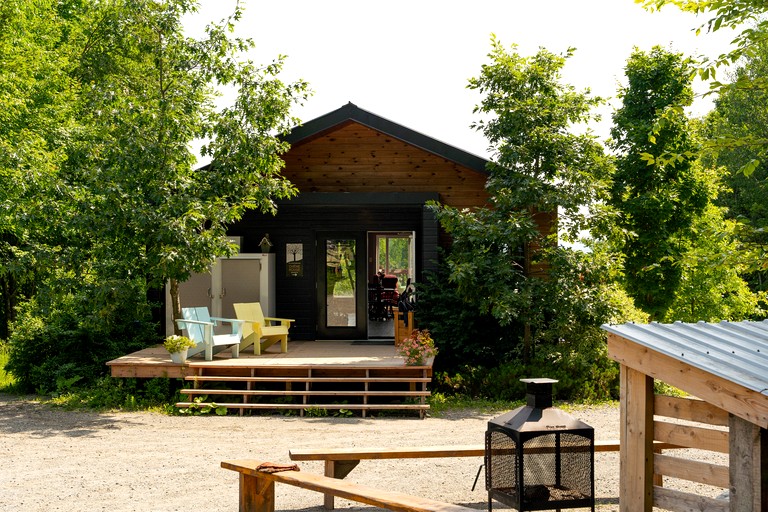 Tiny Houses (Canada, Albert Mines, Quebec)
