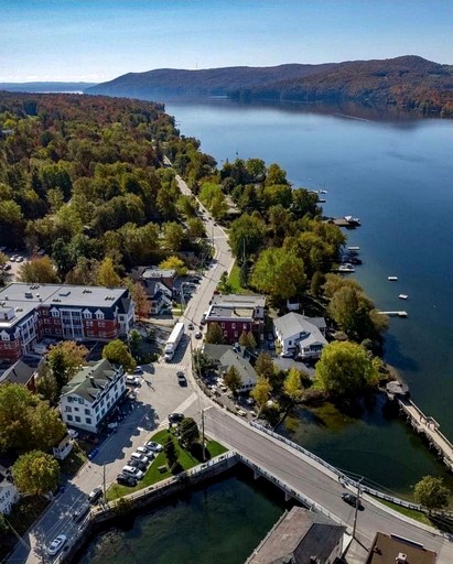 Safari Tents (Canada, Albert Mines, Quebec)