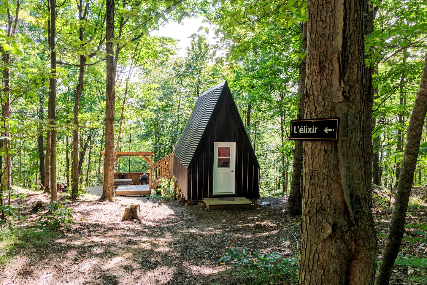 Spectacular Cabin with Barbecue and Fire Pit in Hatley, Quebec
