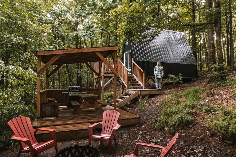 Spectacular Cabin with Barbecue and Fire Pit in Albert Mines, Quebec