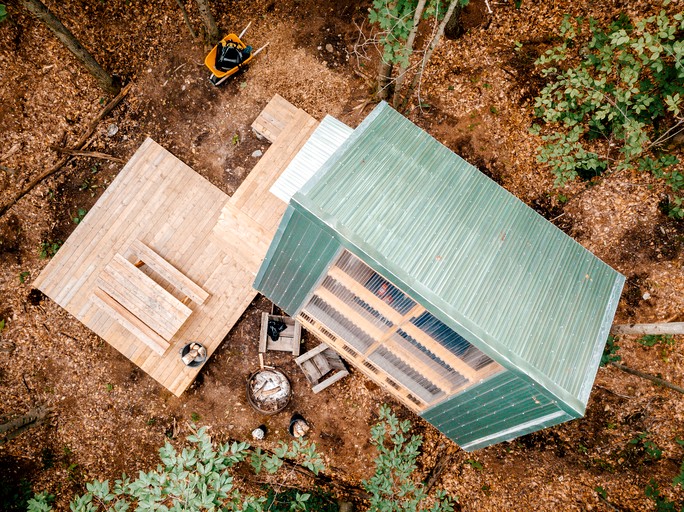 Cabins (Canada, Albert Mines, Quebec)