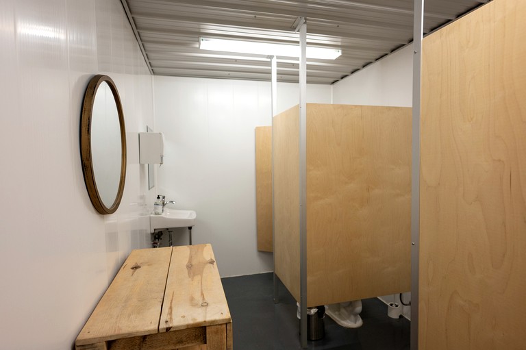 Cabins (Canada, Albert Mines, Quebec)