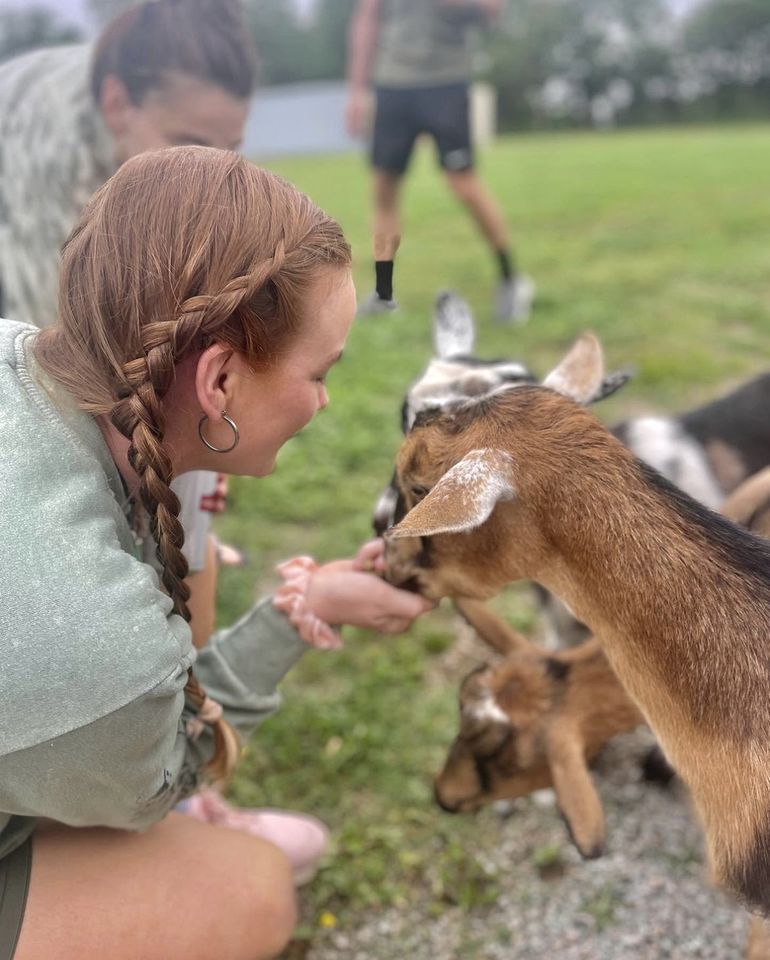Gorgeous Dome with Fire Pit and Fireplace in Waynesboro, Tennessee