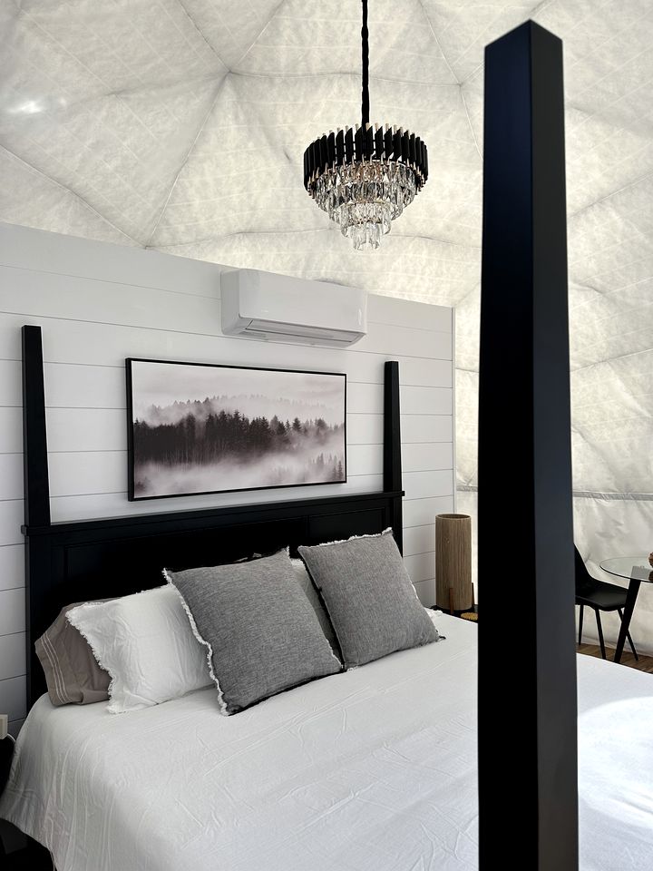 Gorgeous Dome with Fire Pit and Fireplace in Waynesboro, Tennessee