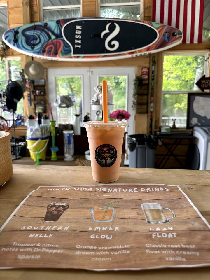 Gorgeous Dome with Fire Pit and Fireplace in Waynesboro, Tennessee