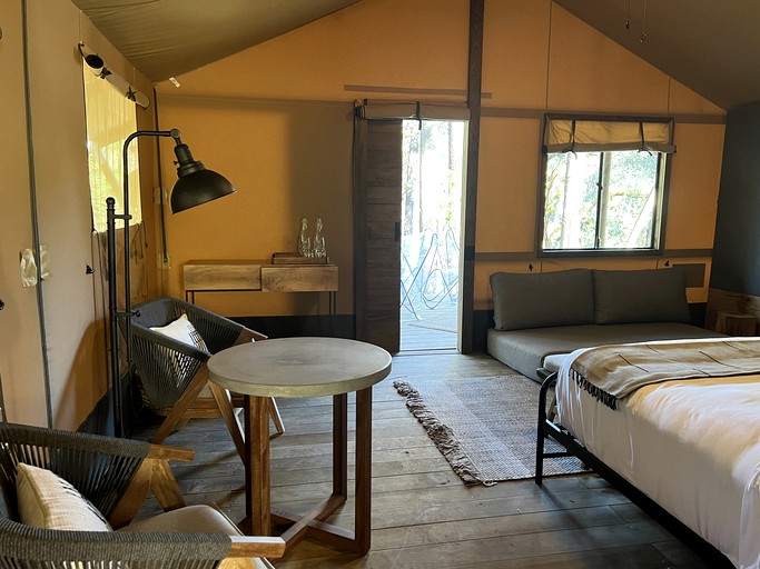 Safari Tents (Mexico, Valle de Bravo, State of Mexico)