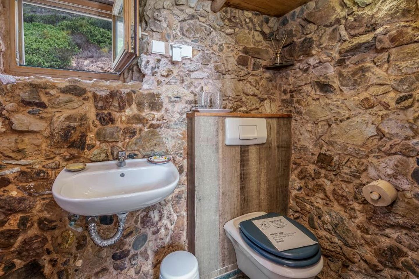 Cute Eco-Friendly Studio for a Relaxing Getaway in the Algarve, Portugal