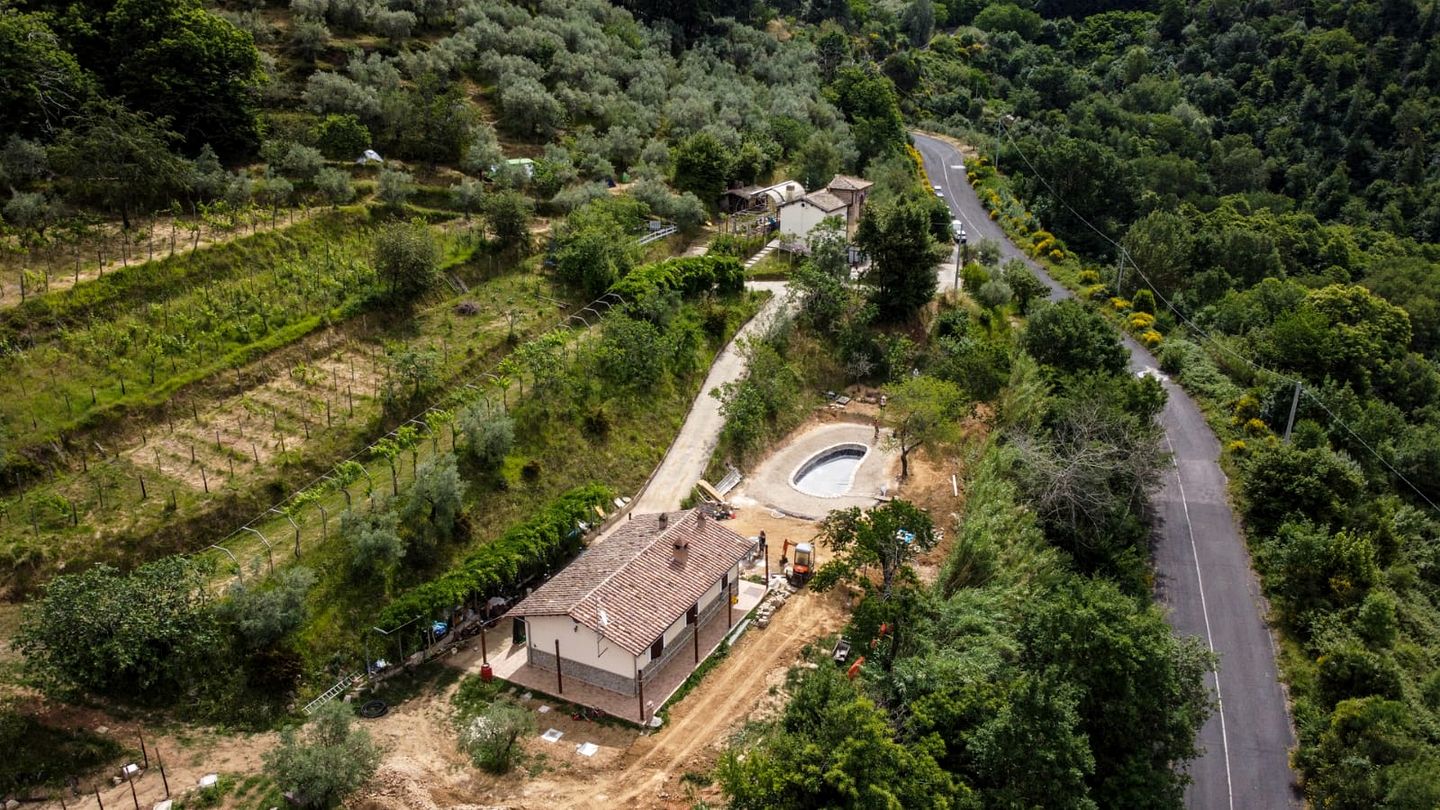 Cozy Traditional Yurt on a Sustainable Farm with Amazing Views for Glamping near Rome, Italy