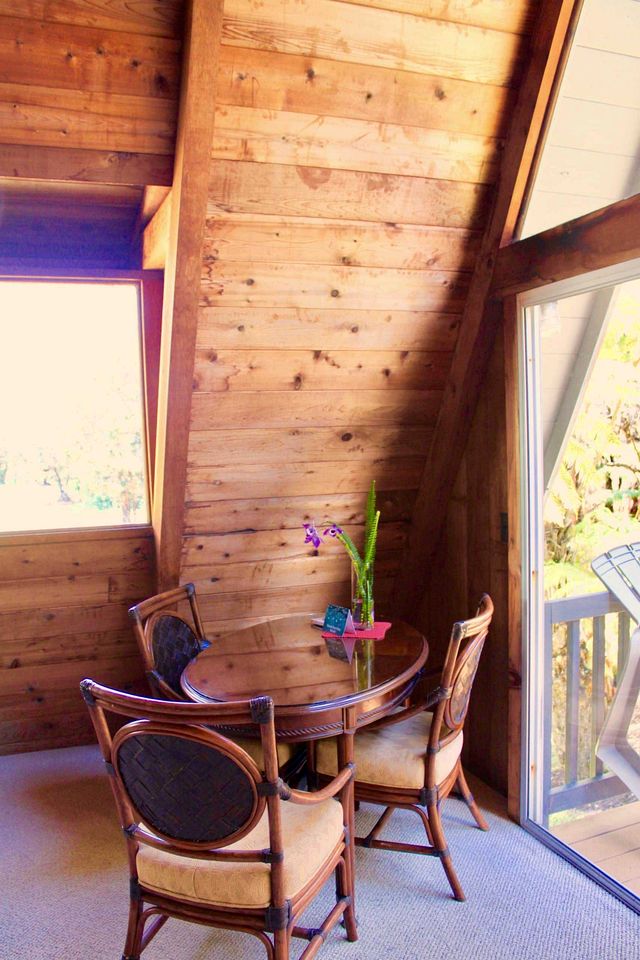 Cozy Romantic A-Frame Cabin in Volcano, Hawaii