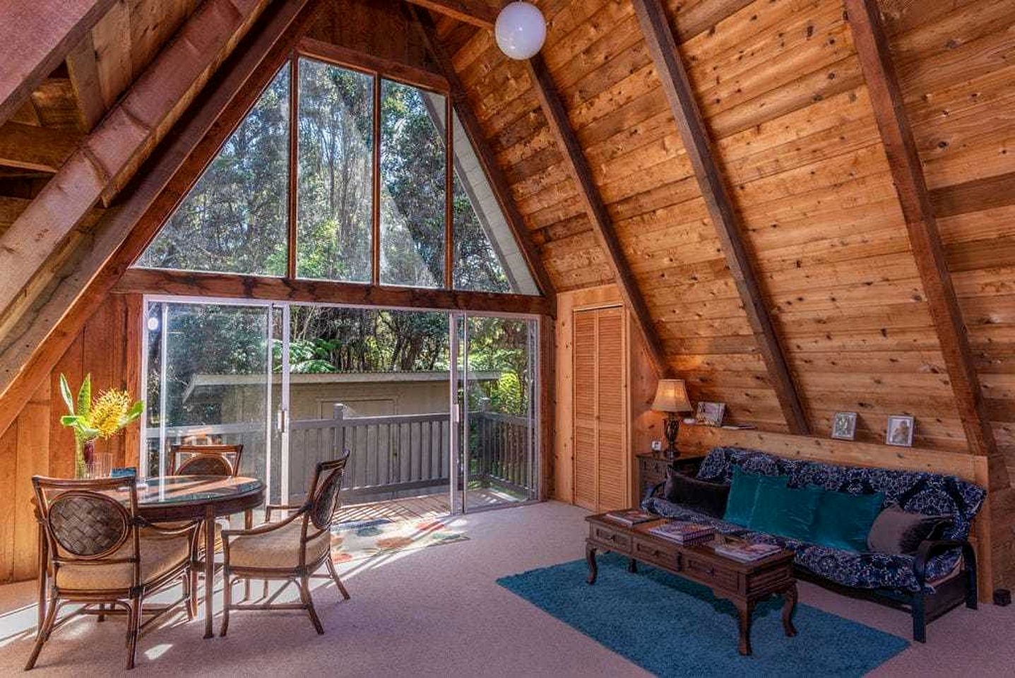 Cozy Romantic A-Frame Cabin in Volcano, Hawaii