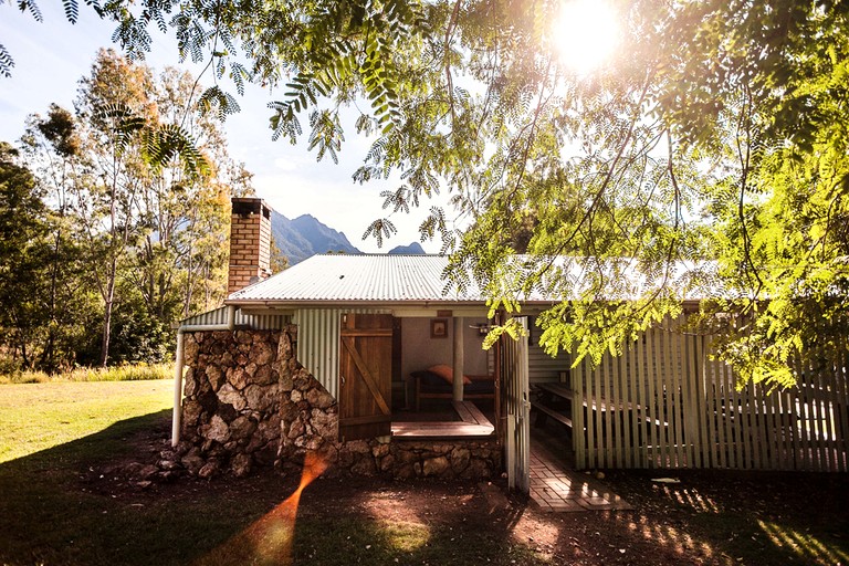 Charming Cabin with Kitchenette, Perfect for a Hiking Tripe to Queen Mary Falls in Barney, Queensland